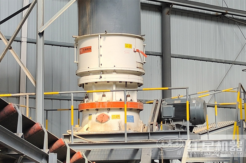 紅星圓錐破碎機(jī)現(xiàn)場(chǎng) 紅星圓錐破碎機(jī)現(xiàn)場(chǎng)