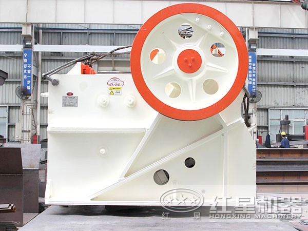 鄂式破碎機 鄂式破碎機