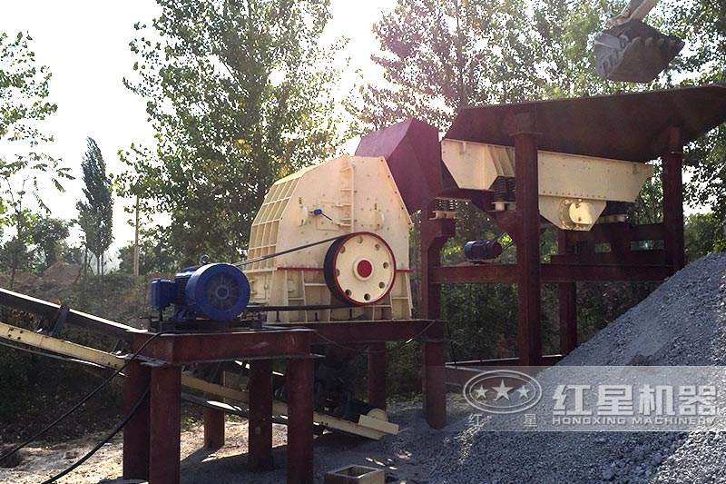 碎石破碎機(jī)生產(chǎn)線錘式破碎機(jī)，產(chǎn)量不一樣，客戶可以根據(jù)實(shí)際需求進(jìn)行選購(gòu)