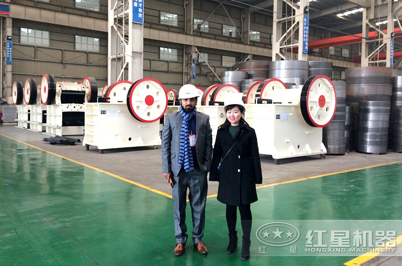 國(guó)外客戶來我廠參觀