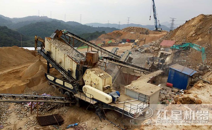 紅星移動(dòng)石頭破碎站生產(chǎn)現(xiàn)場 紅星移動(dòng)石頭破碎站生產(chǎn)現(xiàn)場