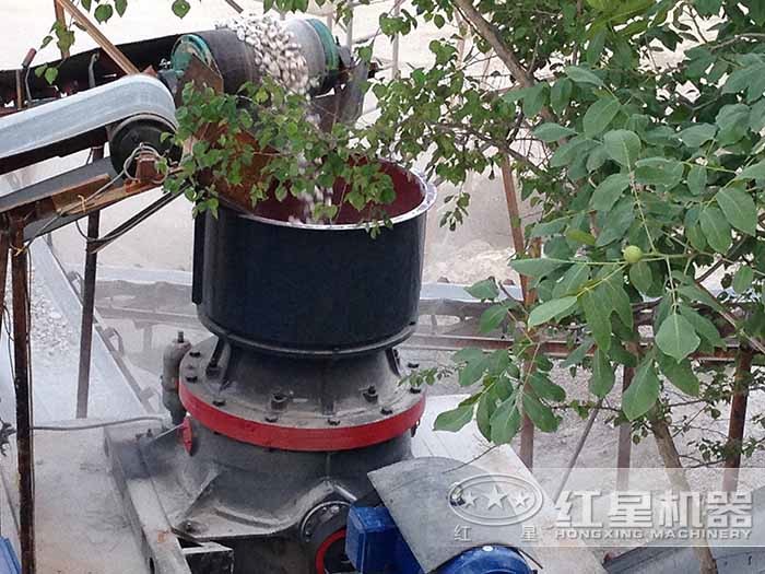 山東單缸圓錐破石料場(chǎng) 山東單缸圓錐破石料場(chǎng)