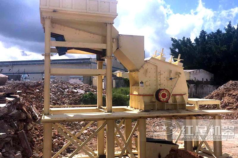 固定式小型建筑垃圾粉碎機現(xiàn)場