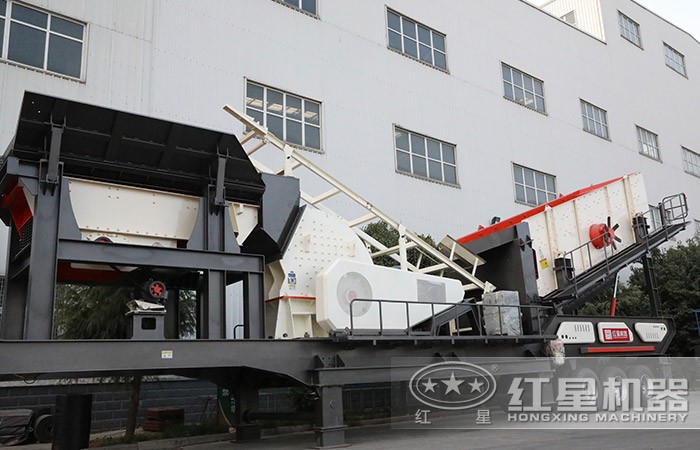 移動(dòng)重錘式破碎生產(chǎn)線 移動(dòng)重錘式破碎生產(chǎn)線