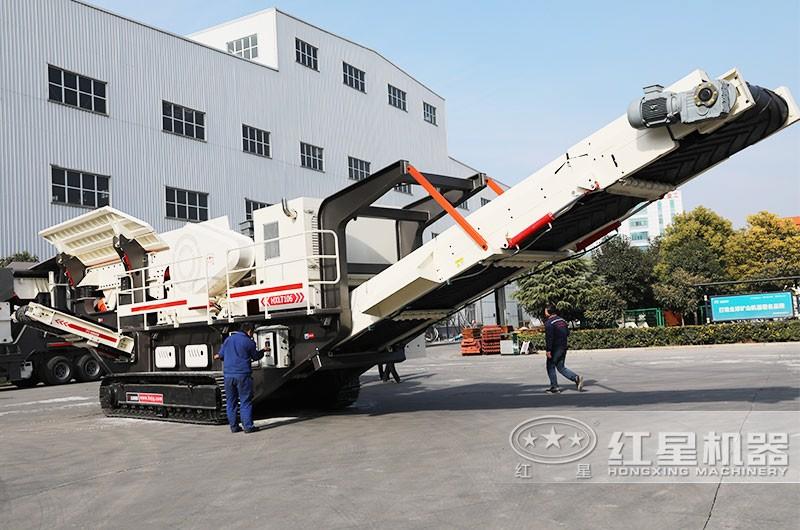 紅星履帶破碎篩分機(jī)出廠驗(yàn)貨 紅星履帶破碎篩分機(jī)出廠驗(yàn)貨