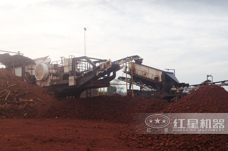 可移動式渣土粉碎機現(xiàn)場 可移動式渣土粉碎機現(xiàn)場