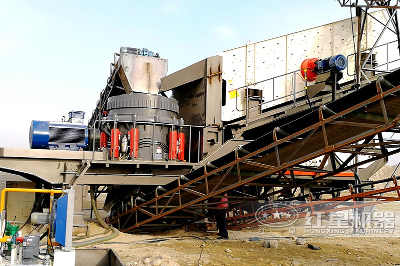 流動碎石機現(xiàn)場近景，可安排就近現(xiàn)場考察