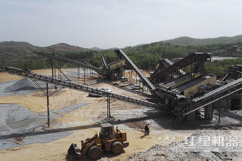 打砂機(jī)生產(chǎn)線現(xiàn)場 打砂機(jī)生產(chǎn)線現(xiàn)場