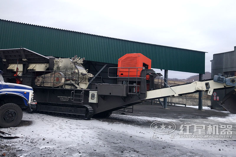 履帶移動(dòng)破現(xiàn)場(chǎng)展示，可安排現(xiàn)場(chǎng)參觀