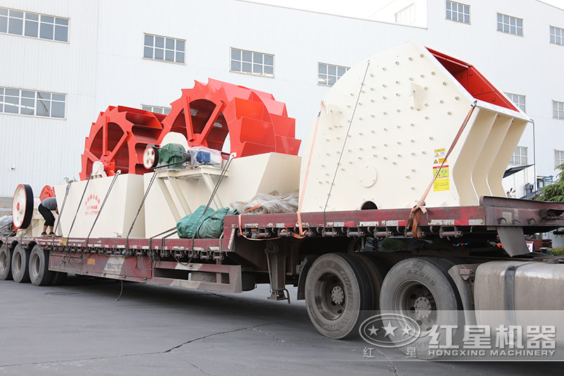 顎式破碎機、重錘式破碎機發(fā)貨圖