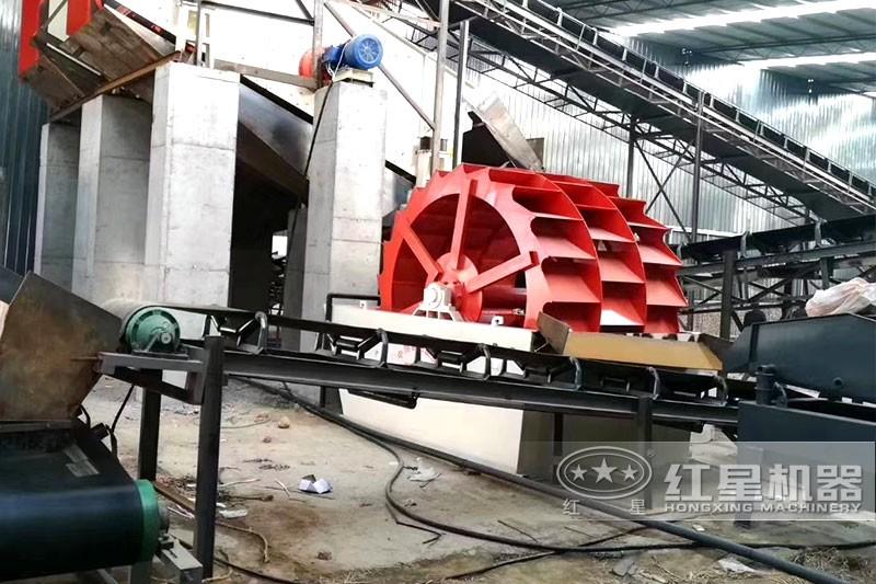 環(huán)保水洗砂設(shè)備現(xiàn)場 環(huán)保水洗砂設(shè)備現(xiàn)場