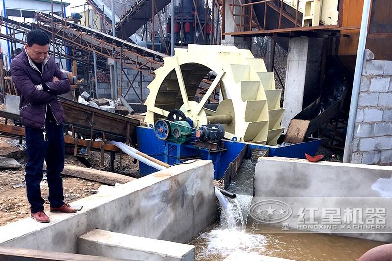 環(huán)保型水洗砂現(xiàn)場 環(huán)保型水洗砂現(xiàn)場