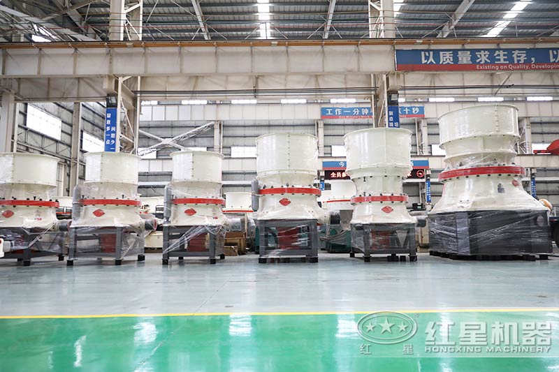 圓錐式破碎機(jī)，對(duì)硬度較大的河卵石破碎效果更佳