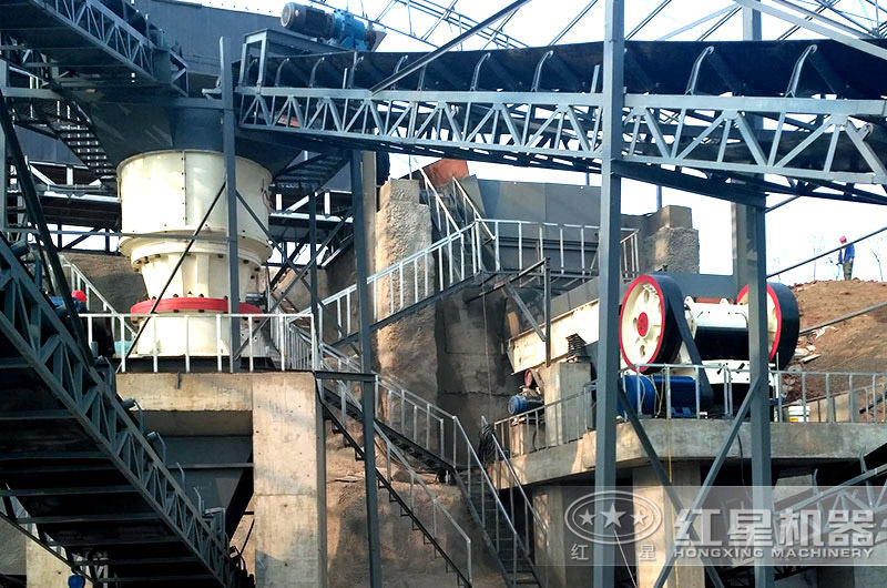 小型破碎機(jī)多種組合搭配方式，高產(chǎn)高收益