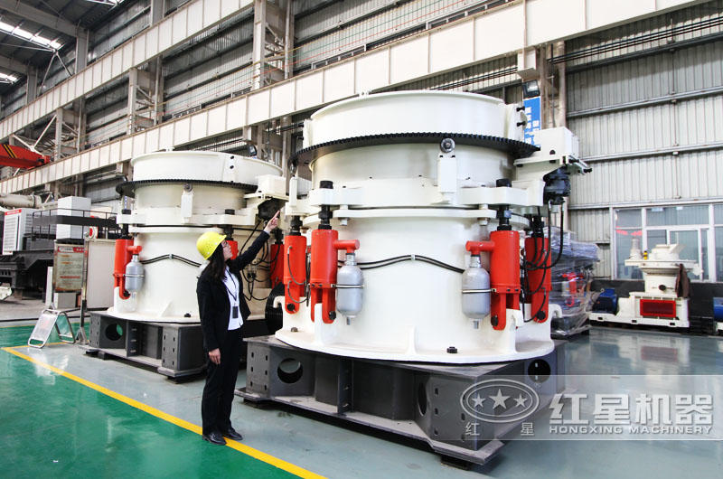多缸液壓圓錐破碎機(jī)，出料整齊度高