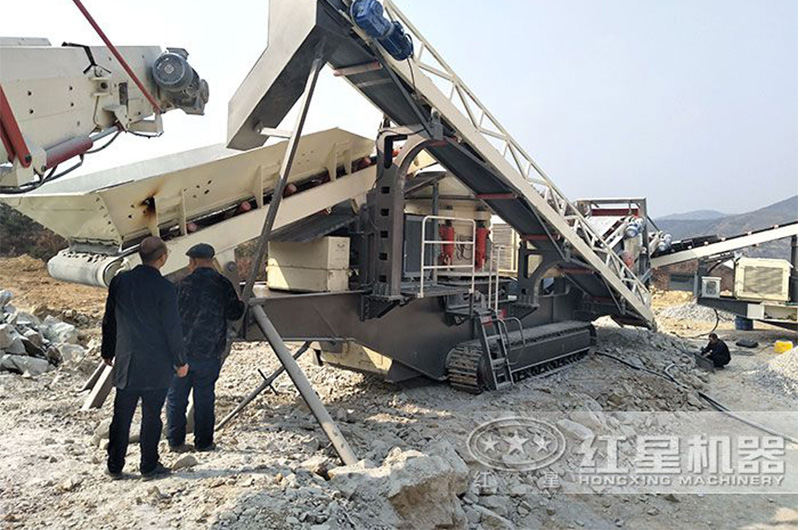 移動砂石破碎設(shè)備價格多少？移動砂石生產(chǎn)線有哪些優(yōu)勢？