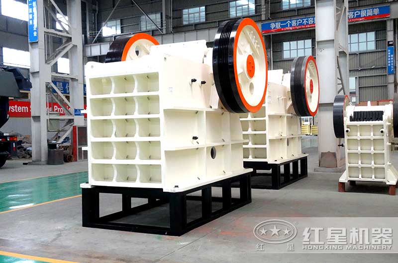 HD德版鄂式破石機，破碎比大