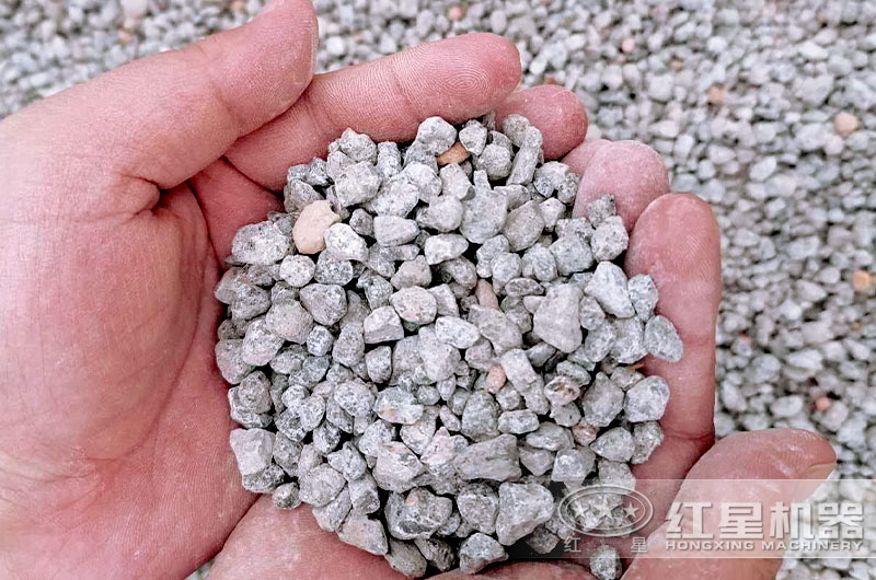 專業(yè)制砂機生產(chǎn)成品粒形好，整齊度高